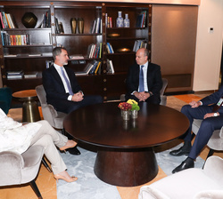 Don Felipe durante el encuentro que mantuvo con el presidente de la Federación de Comunidades Judías de España, Isaac Querub